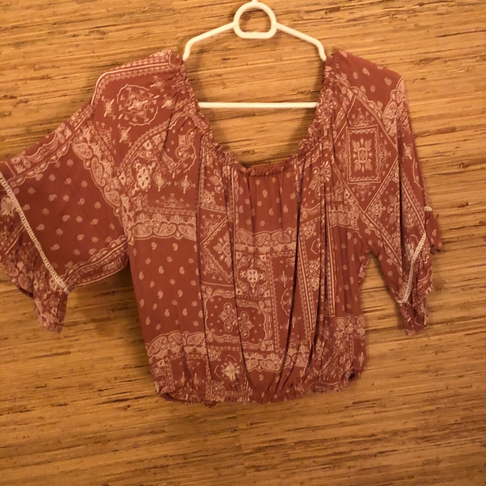 Crop top